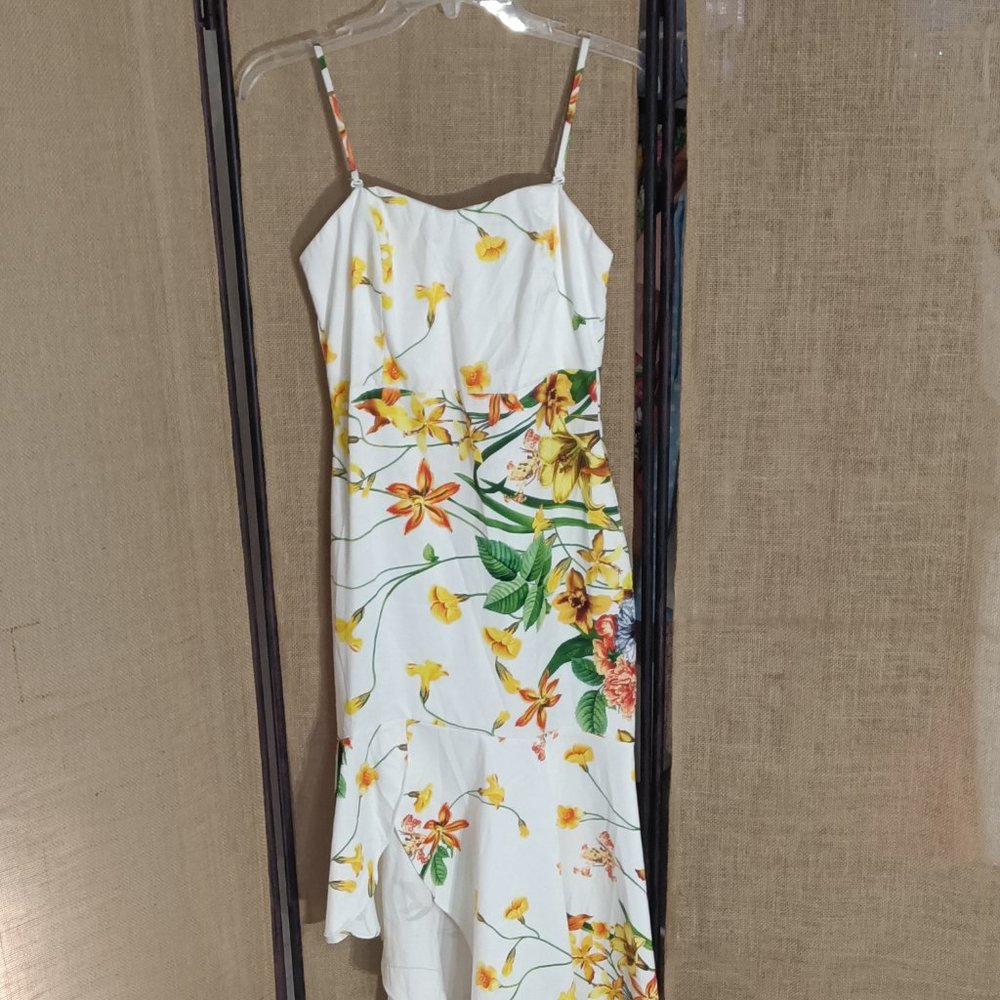 Lulumari Floral Pattern Midi Sundress Size M